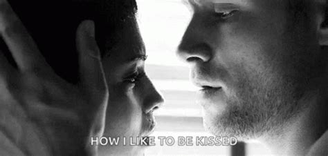 kiss passionate gif|Kiss Passionate GIFs